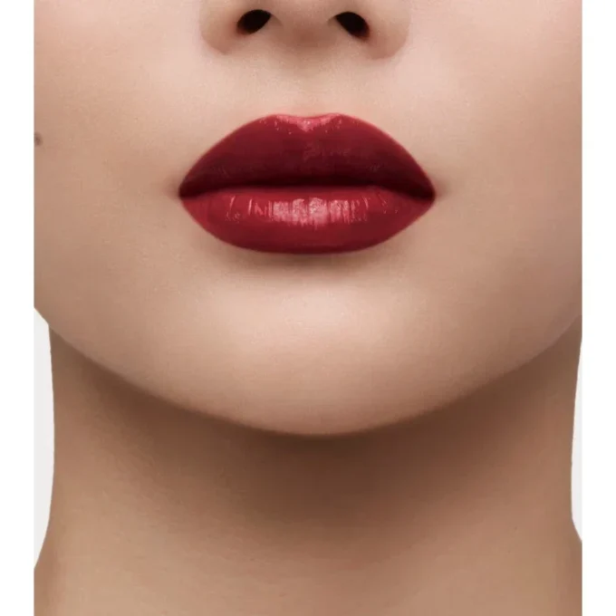 Barra de labios Burberry Brit Shine – Oxblood n.º 97 Barra de labios Burberry Brit Shine – Oxblood n.º 97