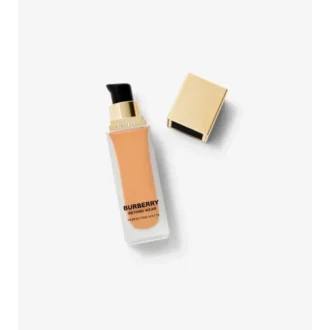Base de maquillaje mate perfeccionadora Beyond Wear – 80 Medio cálido