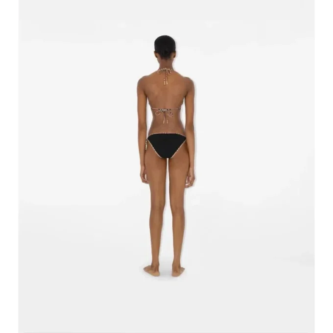 Bikini con ribetes a cuadros Bikini con ribetes a cuadros