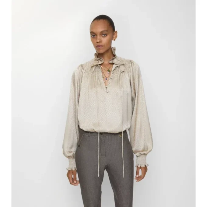 Blusa de seda geométrica Blusa de seda geométrica