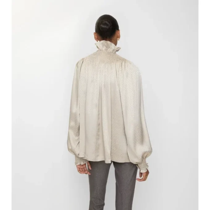 Blusa de seda geométrica Blusa de seda geométrica