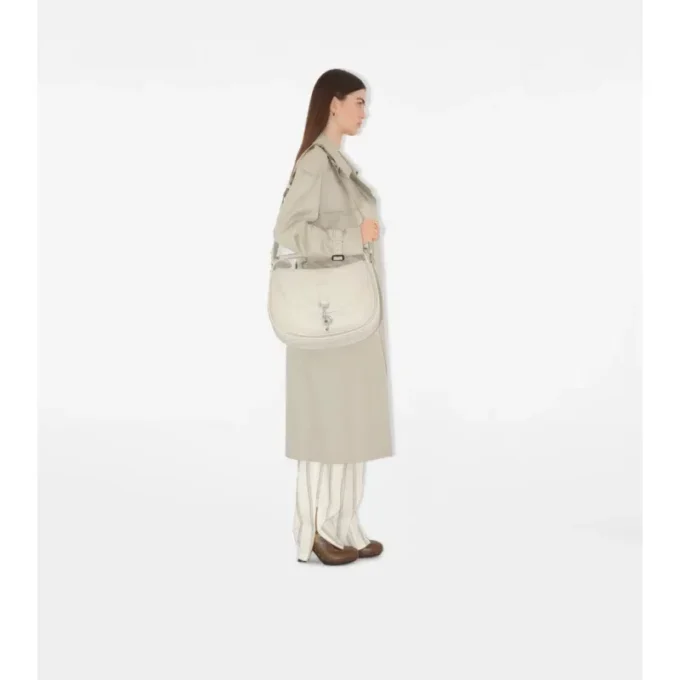 Bolso bandolera mediano con clip
