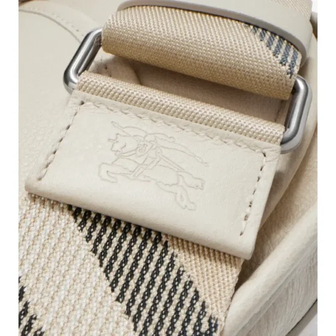 Bolso mensajero Small B Clip Bolso mensajero Small B Clip
