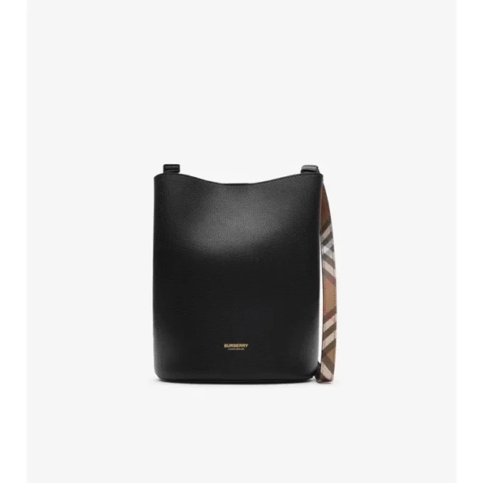 Bolso tipo cubo de piel