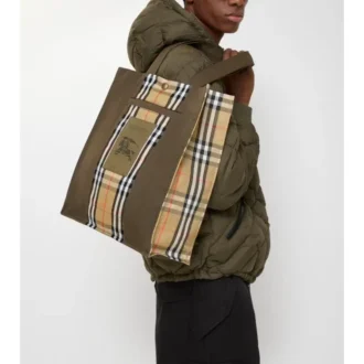 Bolso tote con estampado de cuadros