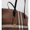 Bolso tote mediano con estampado de cuadros Bolso tote mediano con estampado de cuadros