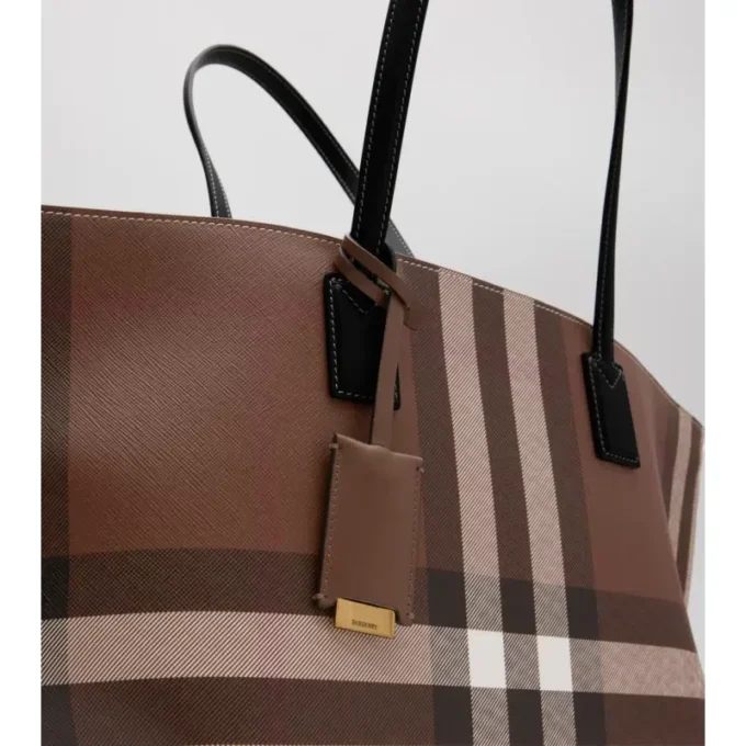 Bolso tote mediano con estampado de cuadros Bolso tote mediano con estampado de cuadros