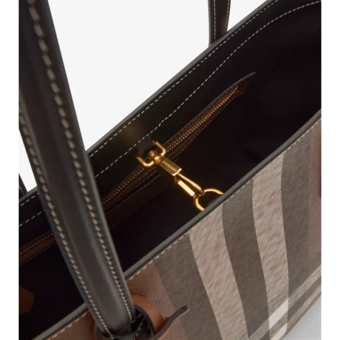 Bolso tote mediano con estampado de cuadros Bolso tote mediano con estampado de cuadros