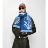 Bufanda de lana con escudo de cardo Bufanda de lana con escudo de cardo