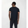Camisas de algodón con logotipo en el cuello Camisas de algodón con logotipo en el cuello