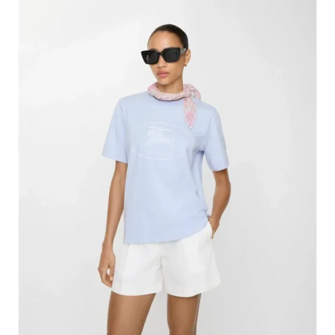 Camiseta de algodón con el sello del caballero
