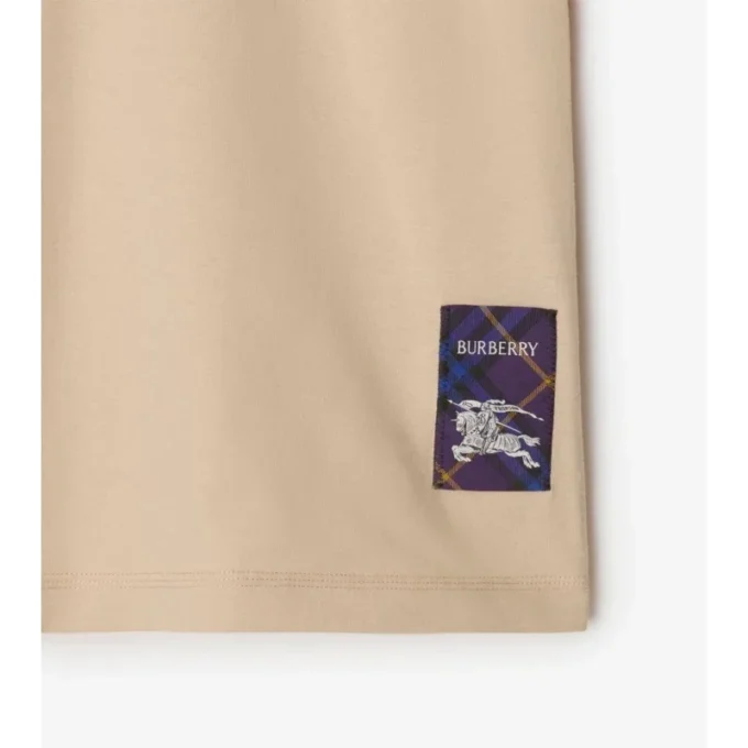 Camiseta de algodón con etiqueta
