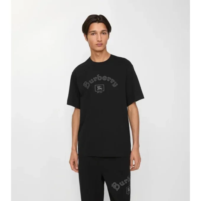 Camiseta de algodón con logotipo gótico Camiseta de algodón con logotipo gótico