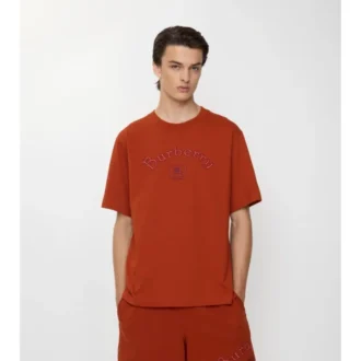Camiseta de algodón con logotipo gótico