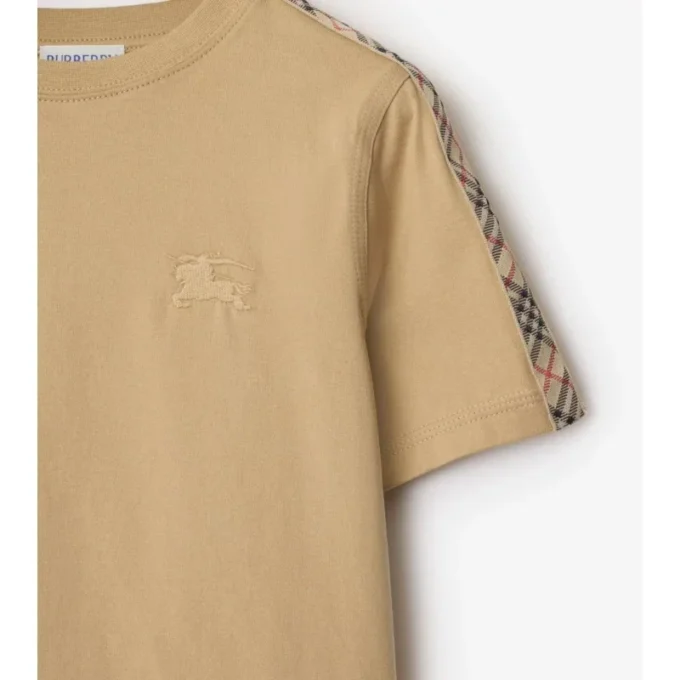 Camiseta de algodón con ribetes a cuadros Camiseta de algodón con ribetes a cuadros