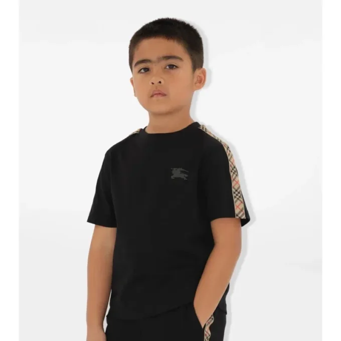 Camiseta de algodón con ribetes a cuadros Camiseta de algodón con ribetes a cuadros