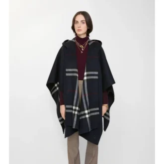 Capa con capucha de cachemira