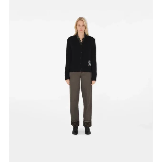 Cardigan de lana con etiqueta de cuadros Cardigan de lana con etiqueta de cuadros