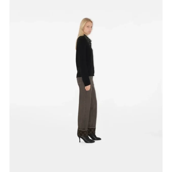 Cardigan de lana con etiqueta de cuadros Cardigan de lana con etiqueta de cuadros