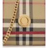 Cartera con correa de cadena y estampado de cuadros