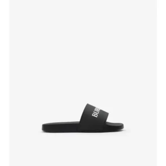 Chanclas con logotipo