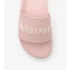 Chanclas con logotipo
