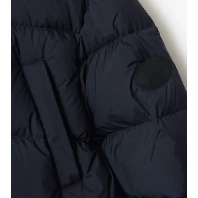 Chaqueta acolchada con capucha Chaqueta acolchada con capucha