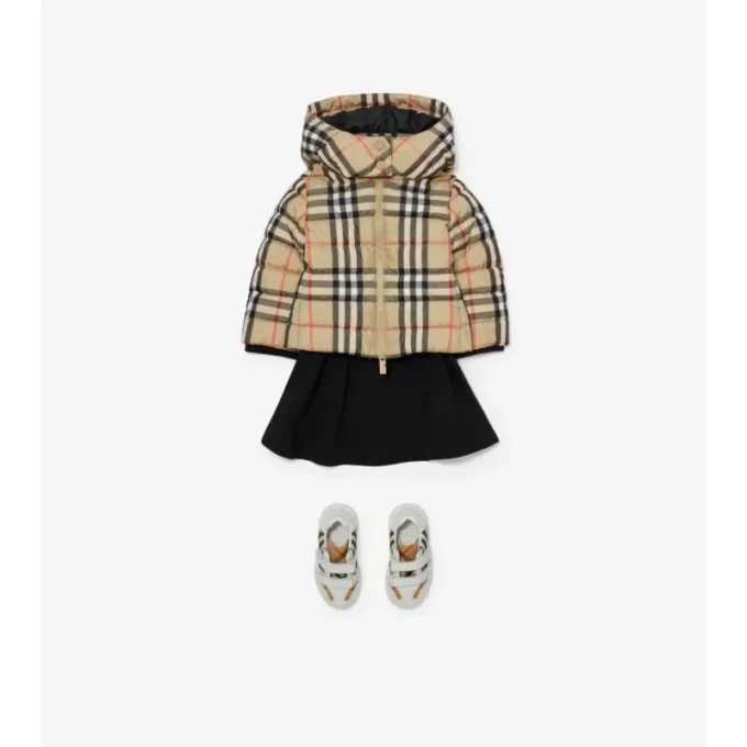 Chaqueta acolchada con capucha y estampado de cuadros Chaqueta acolchada con capucha y estampado de cuadros