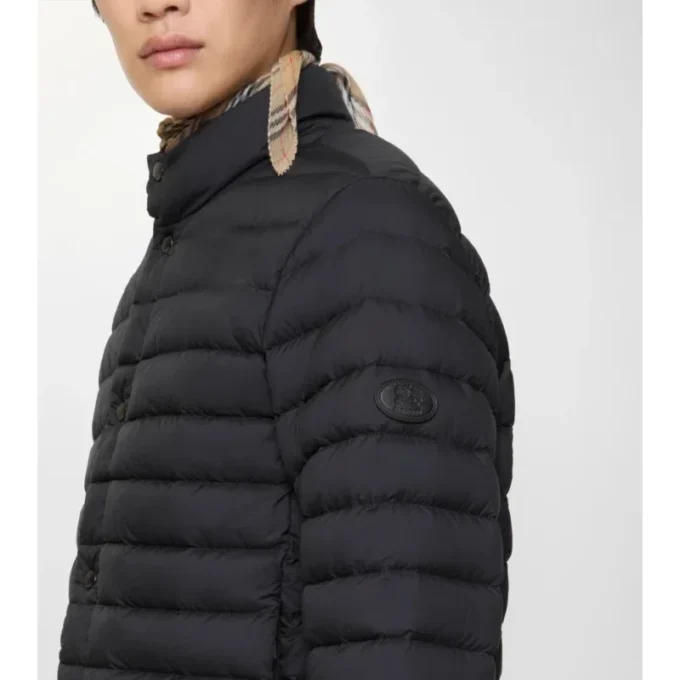 Chaqueta acolchada de nylon Chaqueta acolchada de nylon