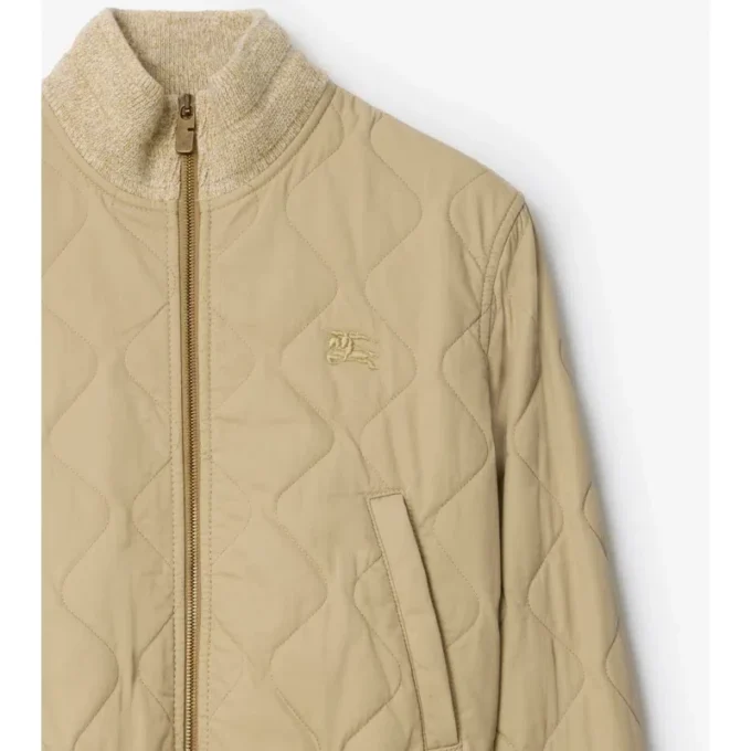 Chaqueta bomber de gabardina acolchada Chaqueta bomber de gabardina acolchada
