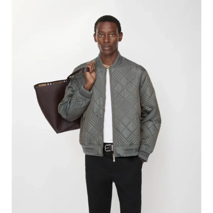 Chaqueta bomber Rakewood con microcuadros Chaqueta bomber Rakewood con microcuadros