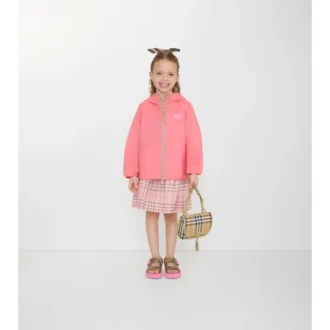 Chaqueta con capucha de nailon con cinta a cuadros Chaqueta con capucha de nailon con cinta a cuadros