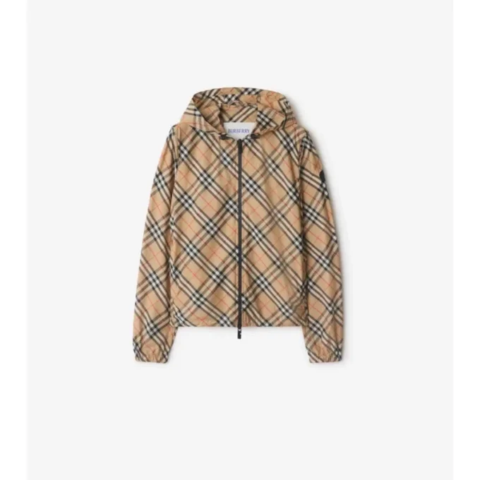 Chaqueta con capucha y estampado de cuadros Chaqueta con capucha y estampado de cuadros