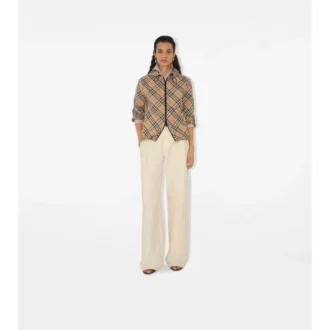 Chaqueta con capucha y estampado de cuadros