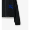 Chaqueta corta con capucha de nylon