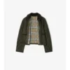 Chaqueta corta de nailon acolchada