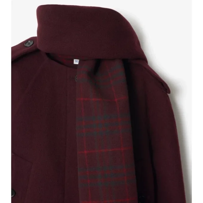 Chaqueta de lana con pañuelo desmontable Chaqueta de lana con pañuelo desmontable
