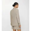Chaqueta entallada de lana a cuadros