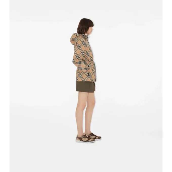 Chaqueta ligera con estampado de cuadros Chaqueta ligera con estampado de cuadros