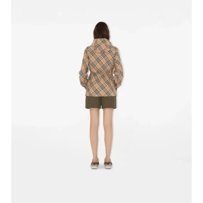 Chaqueta ligera con estampado de cuadros Chaqueta ligera con estampado de cuadros