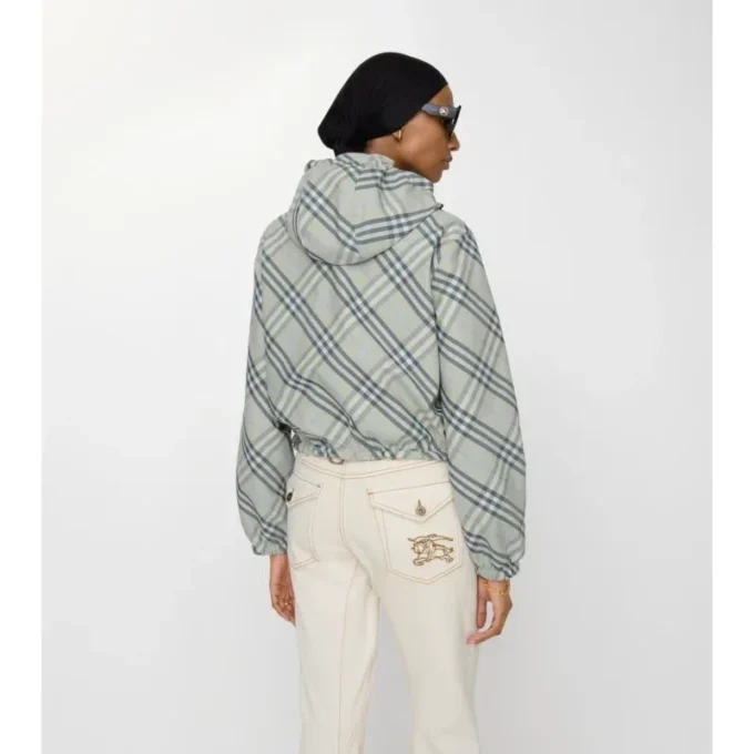 Chaqueta reversible corta con estampado de cuadros