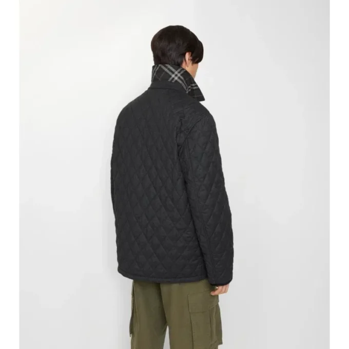 Chaqueta tipo granero de nailon acolchado Chaqueta tipo granero de nailon acolchado