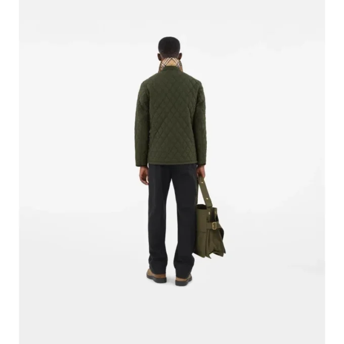Chaqueta tipo granero de nailon acolchado Chaqueta tipo granero de nailon acolchado