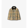 Chaqueta tipo granero de nailon acolchado con estampado de cuadros Chaqueta tipo granero de nailon acolchado con estampado de cuadros