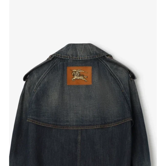 Chaqueta trench Mayfair de denim corta Chaqueta trench Mayfair de denim corta