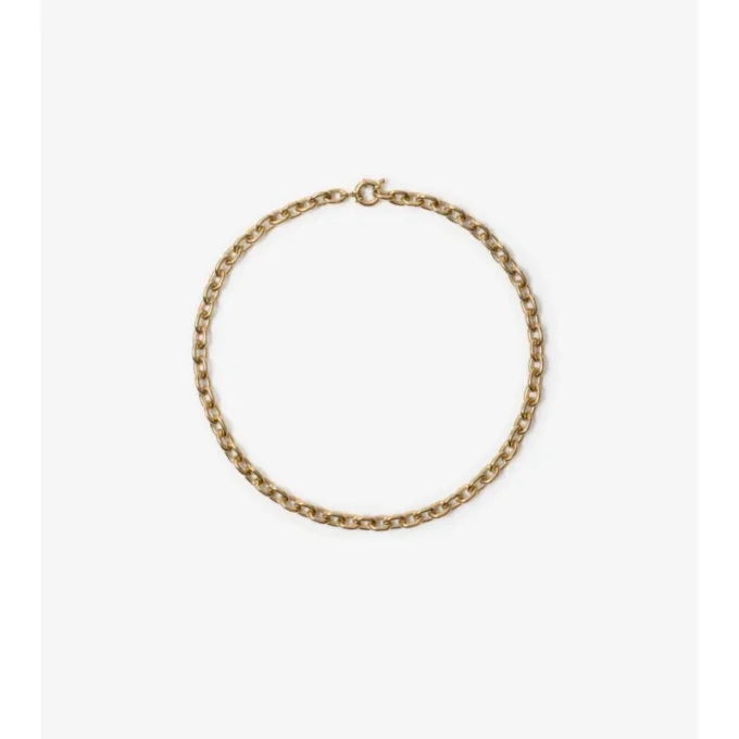 Collar de cadena con dijes