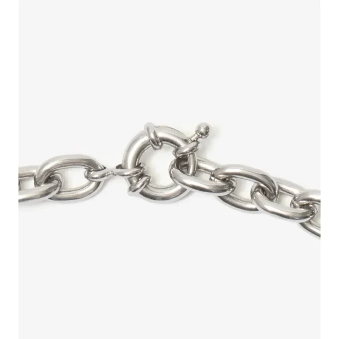 Collar de cadena con dijes