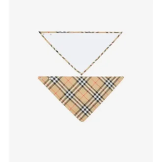 Conjunto de dos piezas con estampado de cuadros