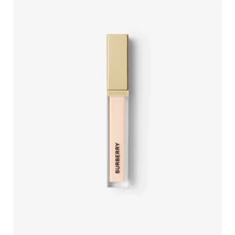 Corrector perfeccionador Beyond Wear – 10 Fair Cool