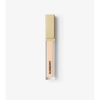 Corrector perfeccionador Beyond Wear – 20 Fair Cool